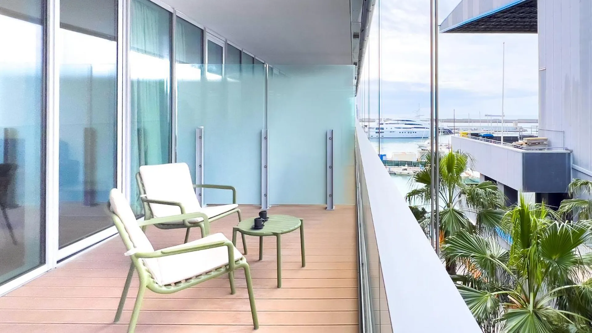 Apartment Waterfront Suite 2 Genoa Italy