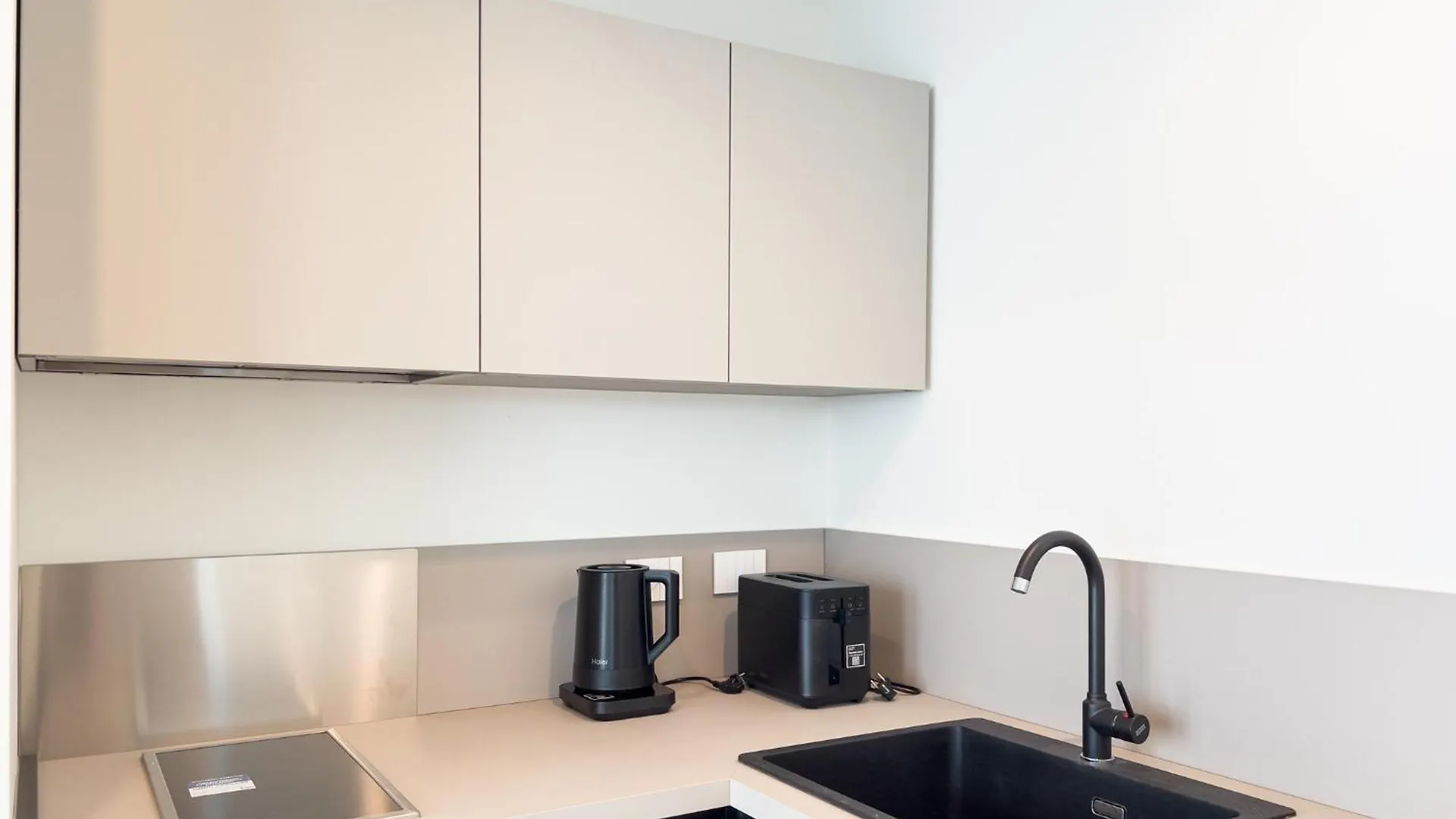 Apartment Waterfront Suite 2 Genoa Italy