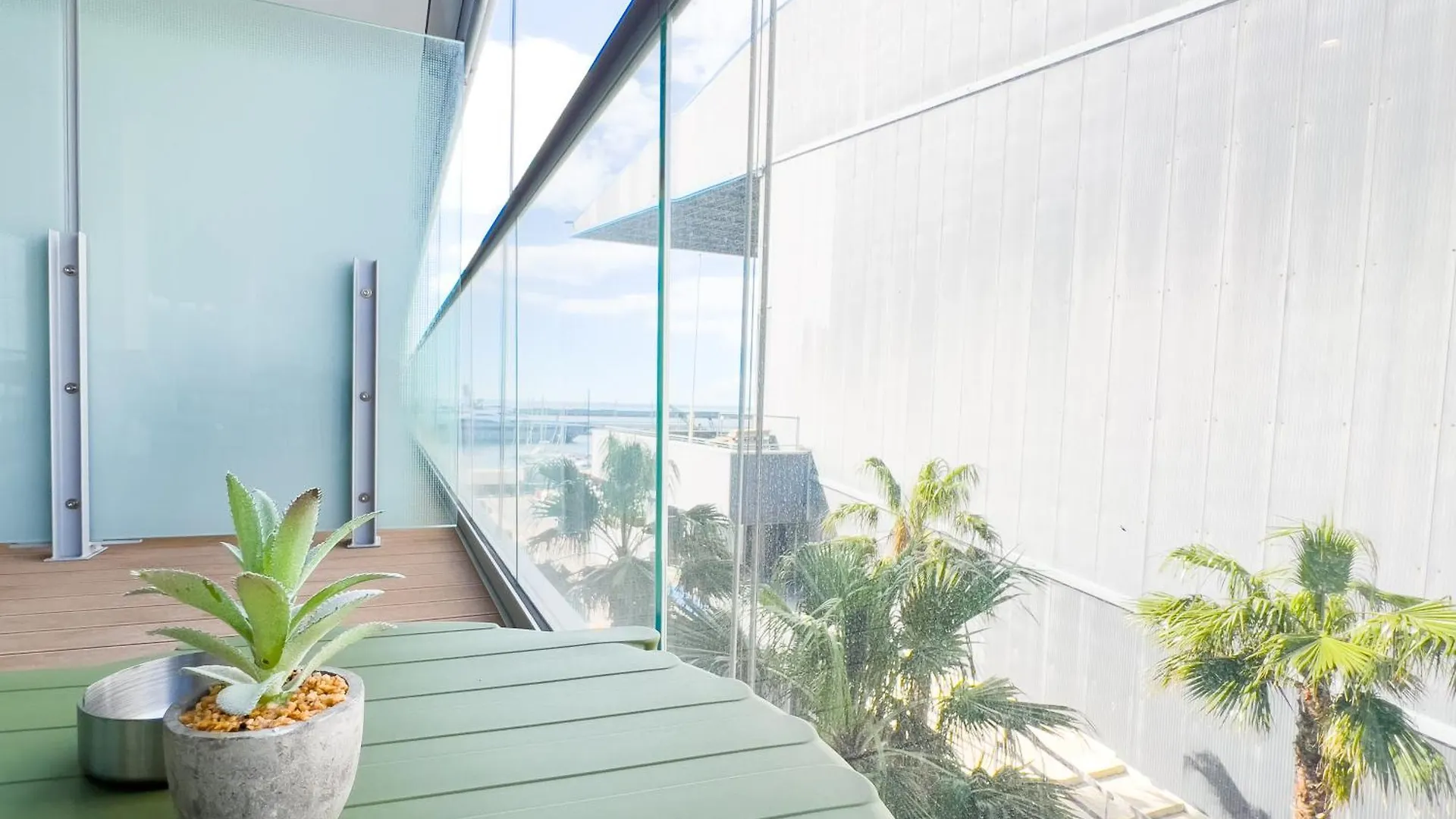 Waterfront Suite 2 Genoa