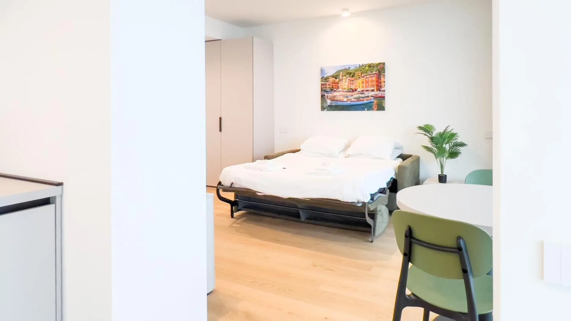 Waterfront Suite 2 Genoa