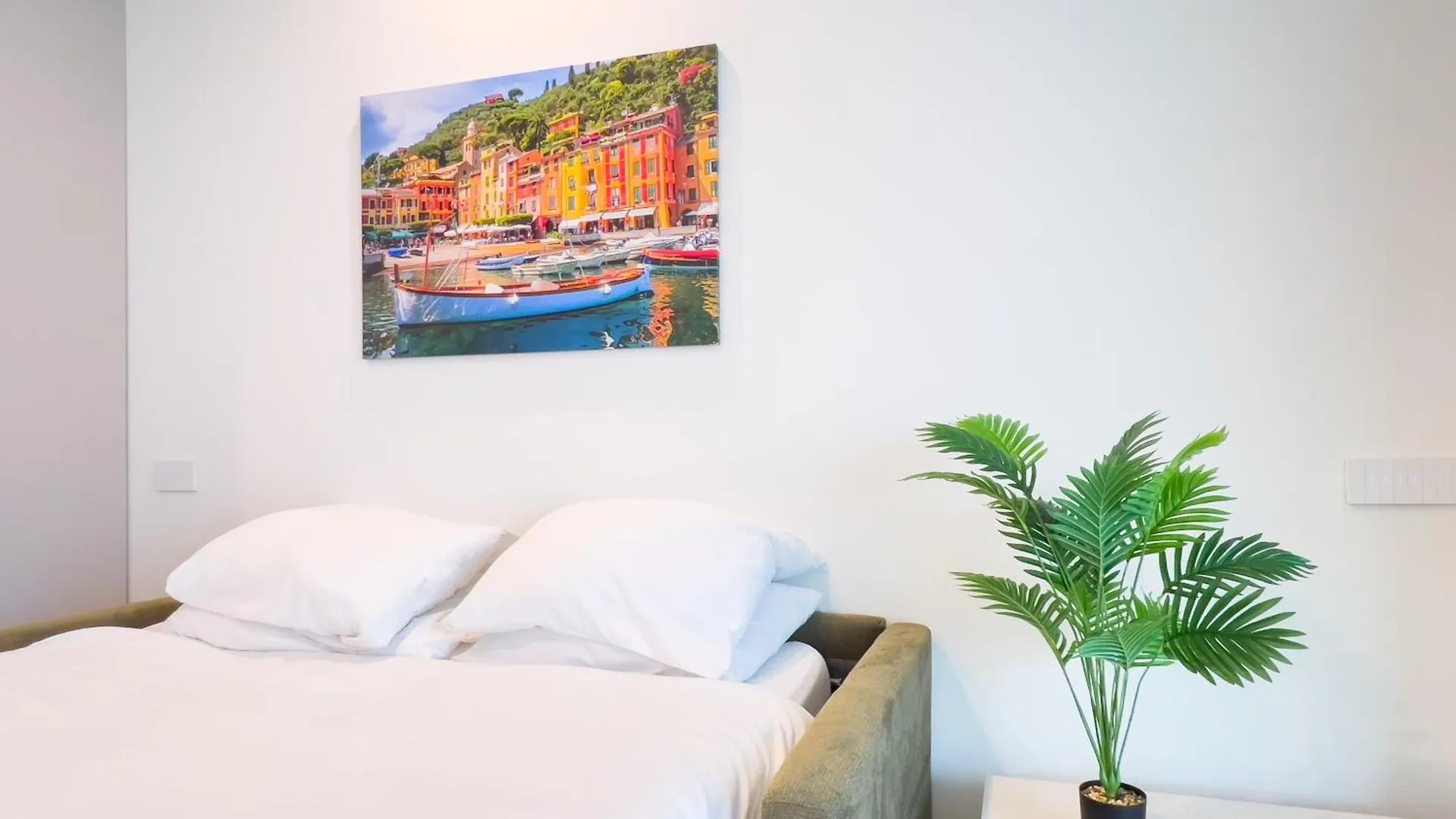 Apartment Waterfront Suite 2 Genoa