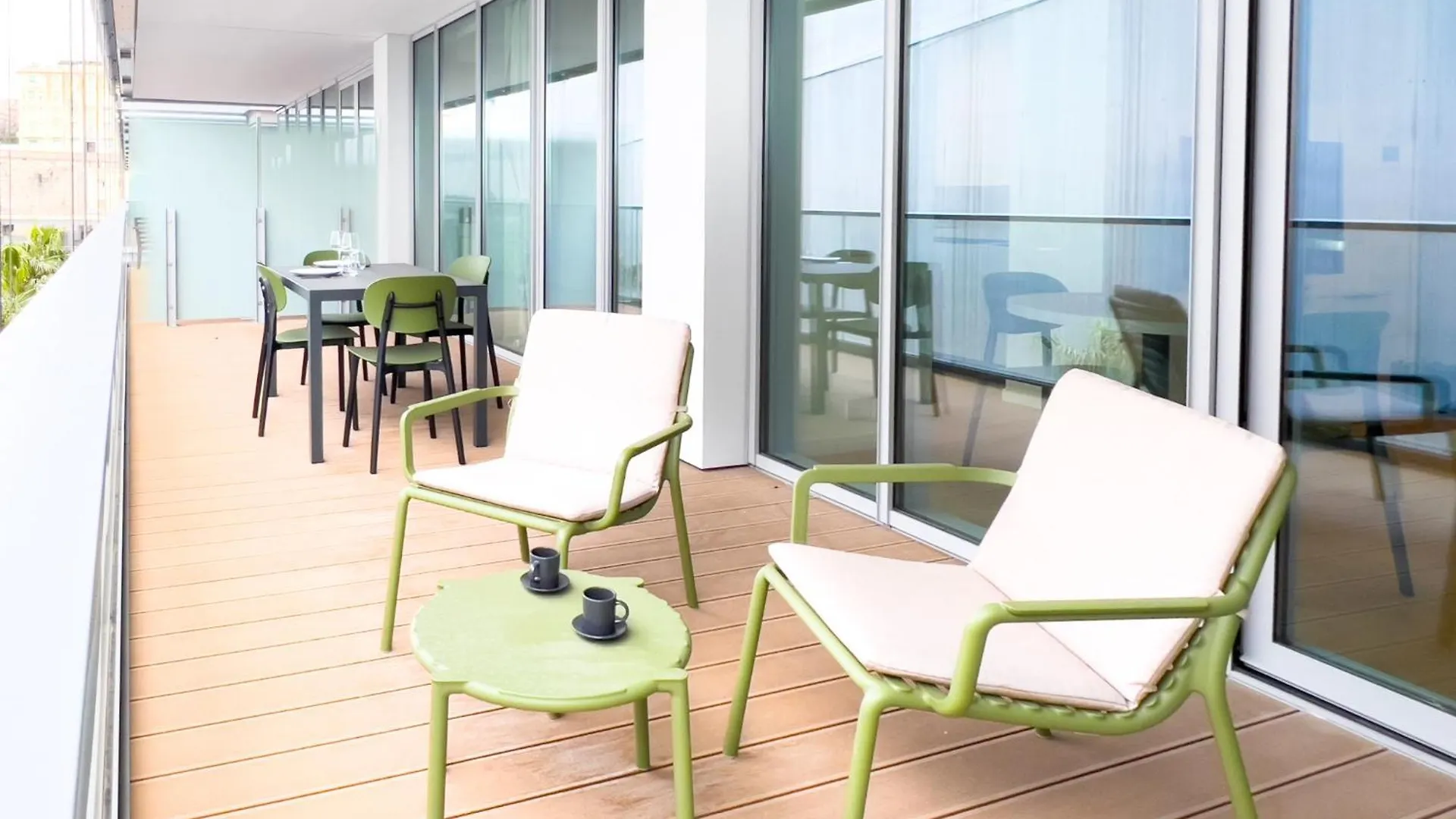 Waterfront Suite 2 Janov Apartmán